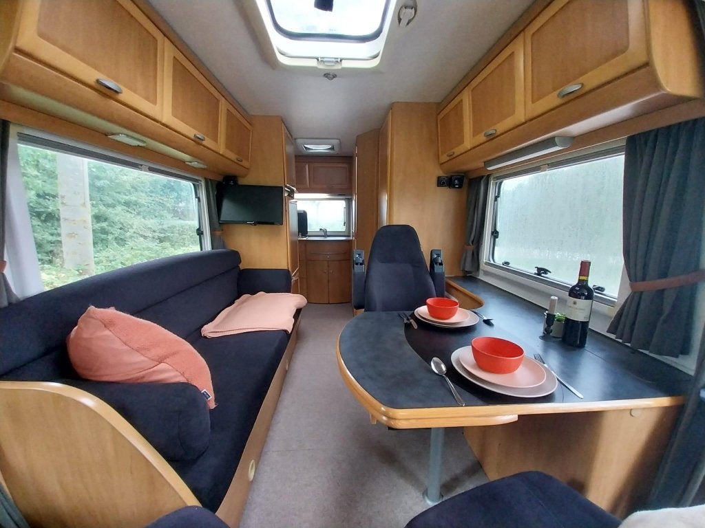 Nette Hymer Hymermobil 514 met zonnepaneel en vaste LPG fles, Luifel, Ringverwarming, Fiat, Bedrijf