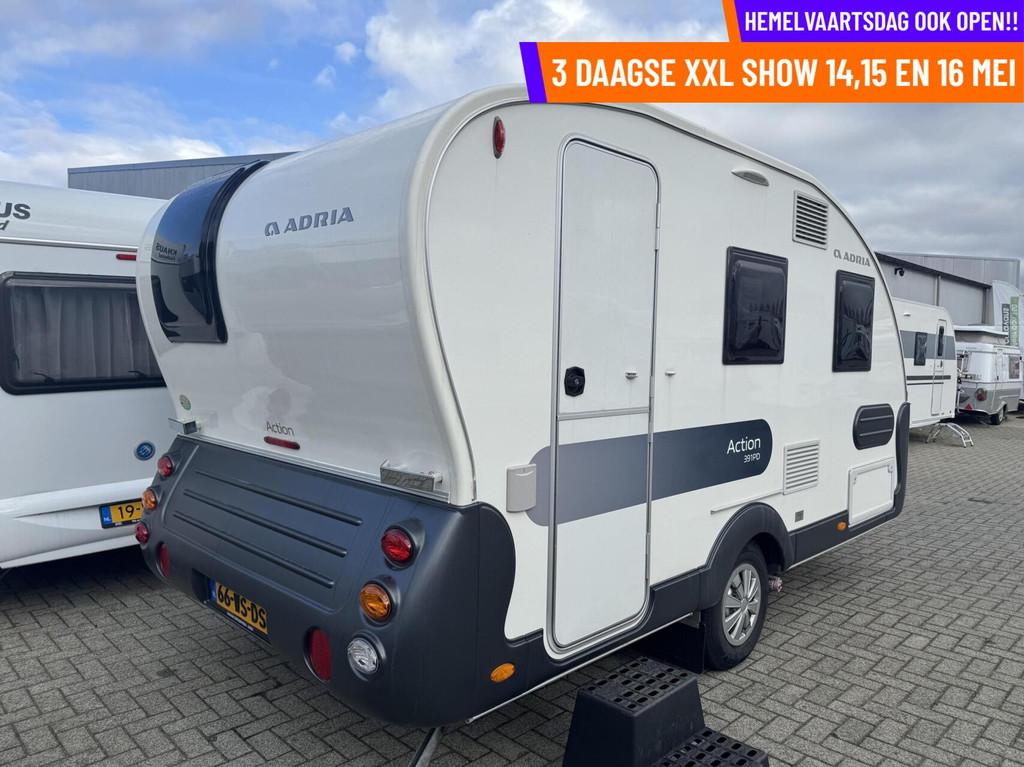 Adria ACTION 391PD, DWARSBED, MOVER, VOORTENT ISABELLA, Tot en met 2, Bedrijf, Adria, 6 tot 7 meter