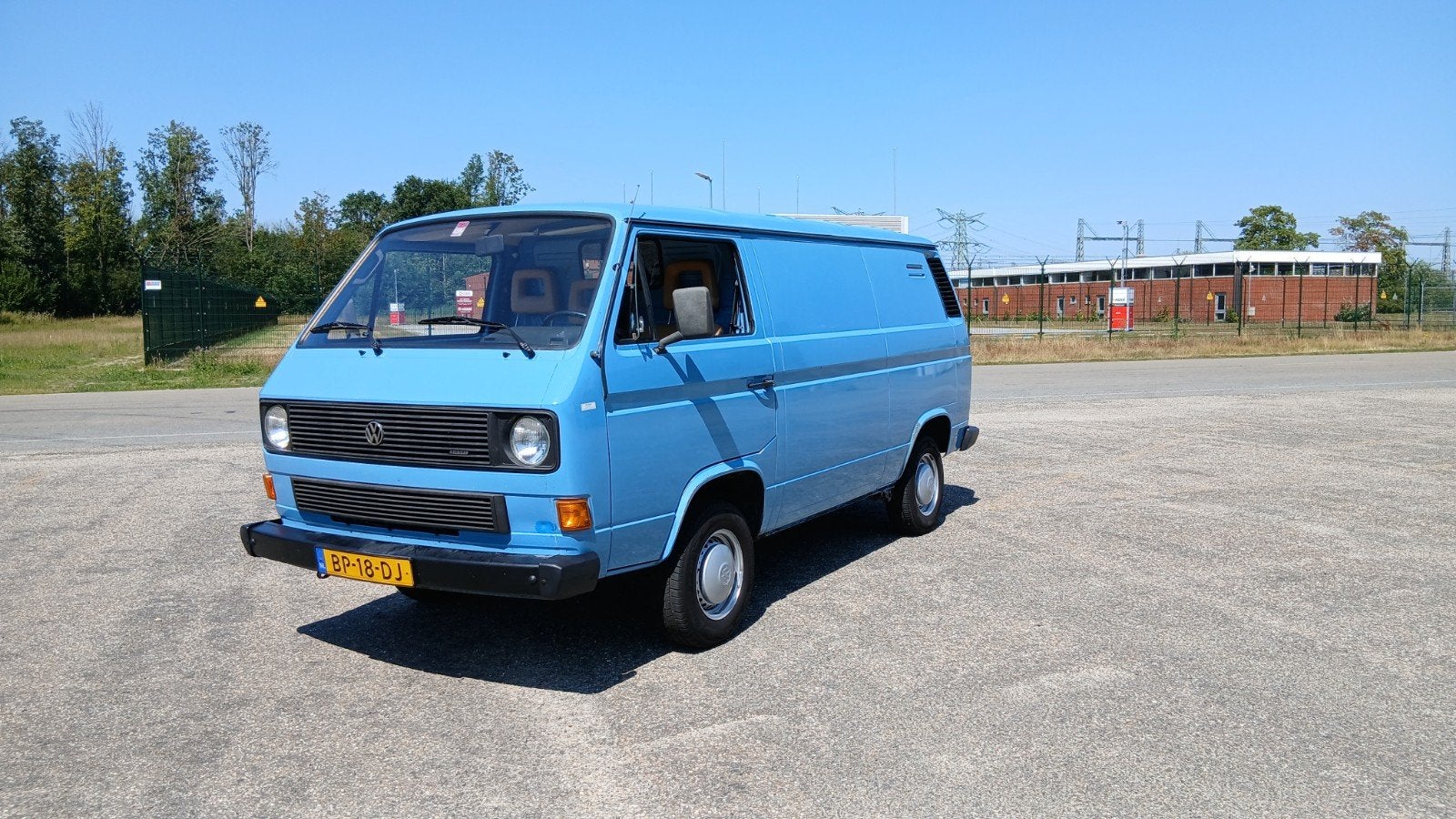 Volkswagen Transporter T3 panel 1986, Auto's, Achterwielaandrijving, Beige, Overige carrosserieën, Origineel Nederlands
