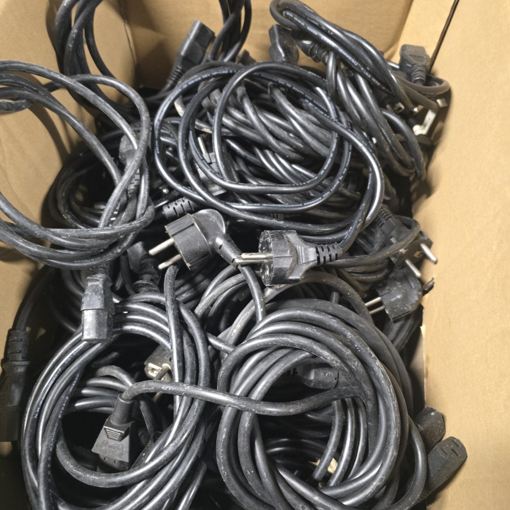 50x C13 aansluitsnoer / apparaatsnoer 230V zwart, Niet ingevuld, Gebruikt, Niet ingevuld, Niet ingevuld