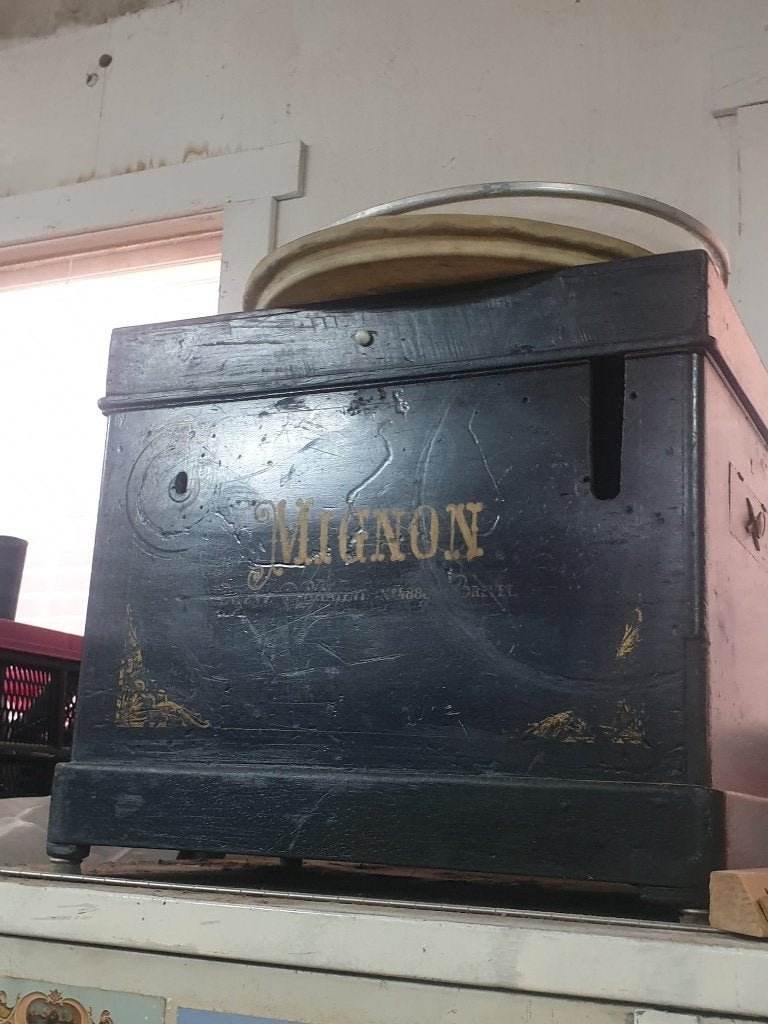 Te koop Mignon orgeltje ( niet spelend ), Ophalen, Gebruikt
