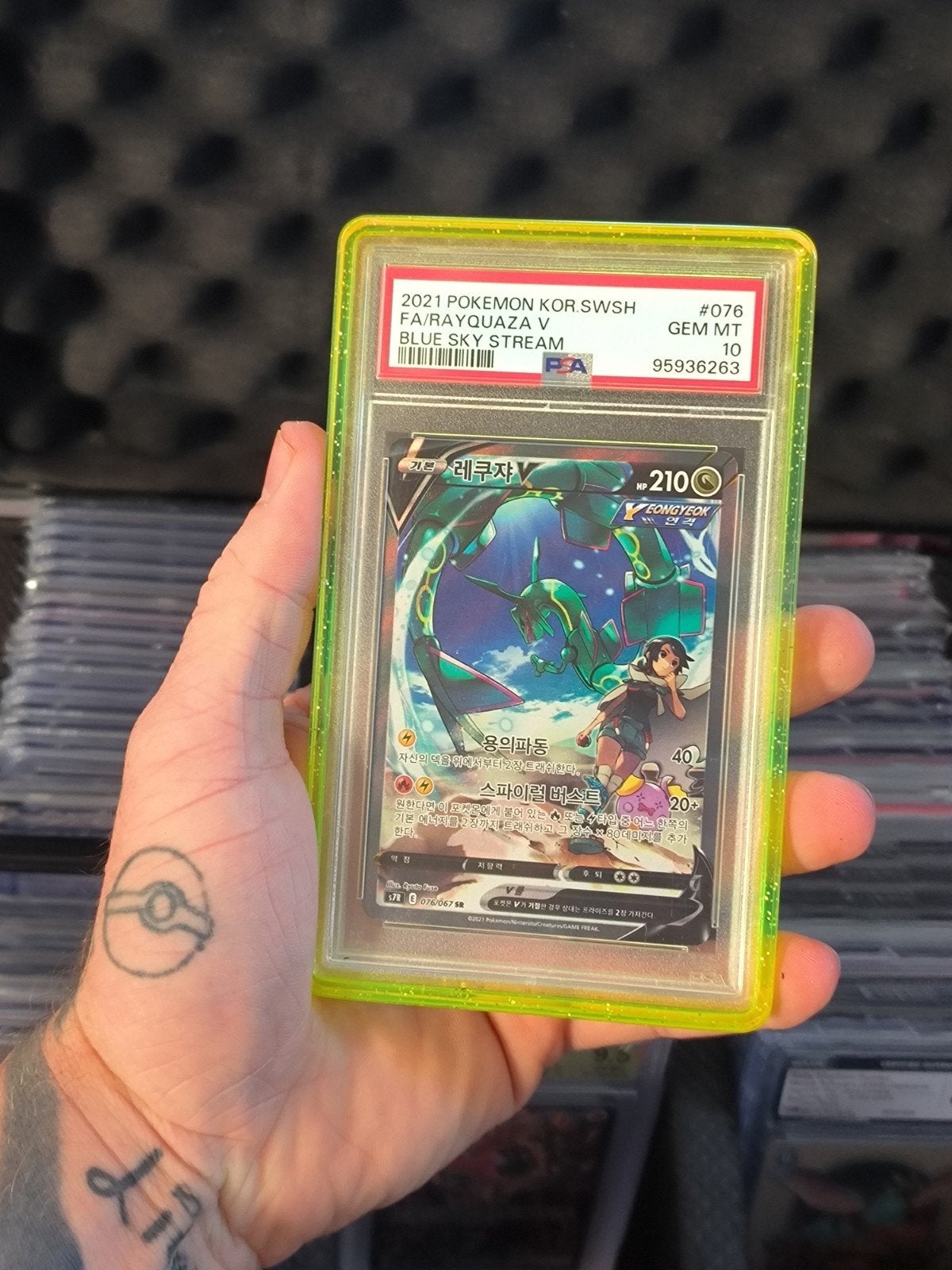 Pokémon Rayquaza V FA PSA 10 GEM MT - Blue Sky Stream, Ophalen of Verzenden, Nieuw, Losse kaart, Foil
