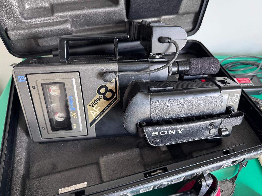 Sony Video 8 + extra's, Audio, Tv en Foto, Videocamera's Analoog, Ophalen of Verzenden, Hi 8, Camera