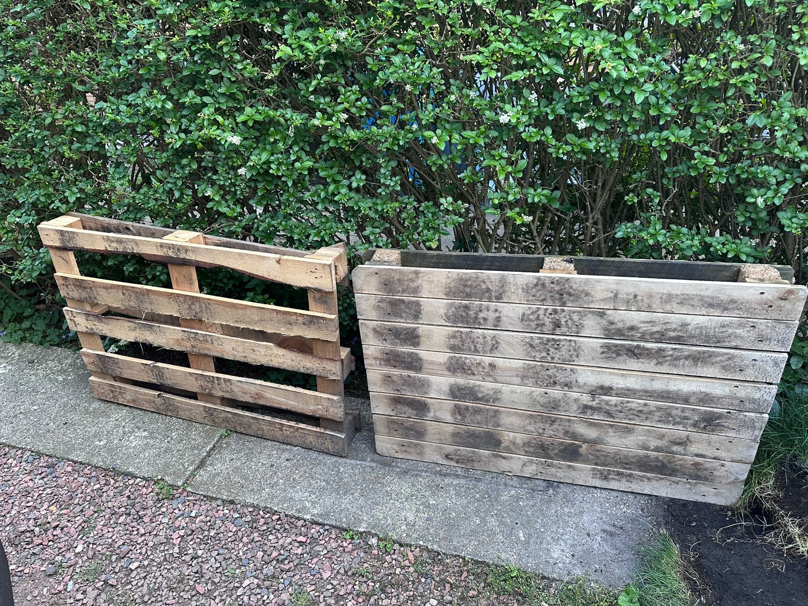 Gratis - 2 pallets 120x80, Ophalen, Zo goed als nieuw, Pallet, Minder dan 200 cm