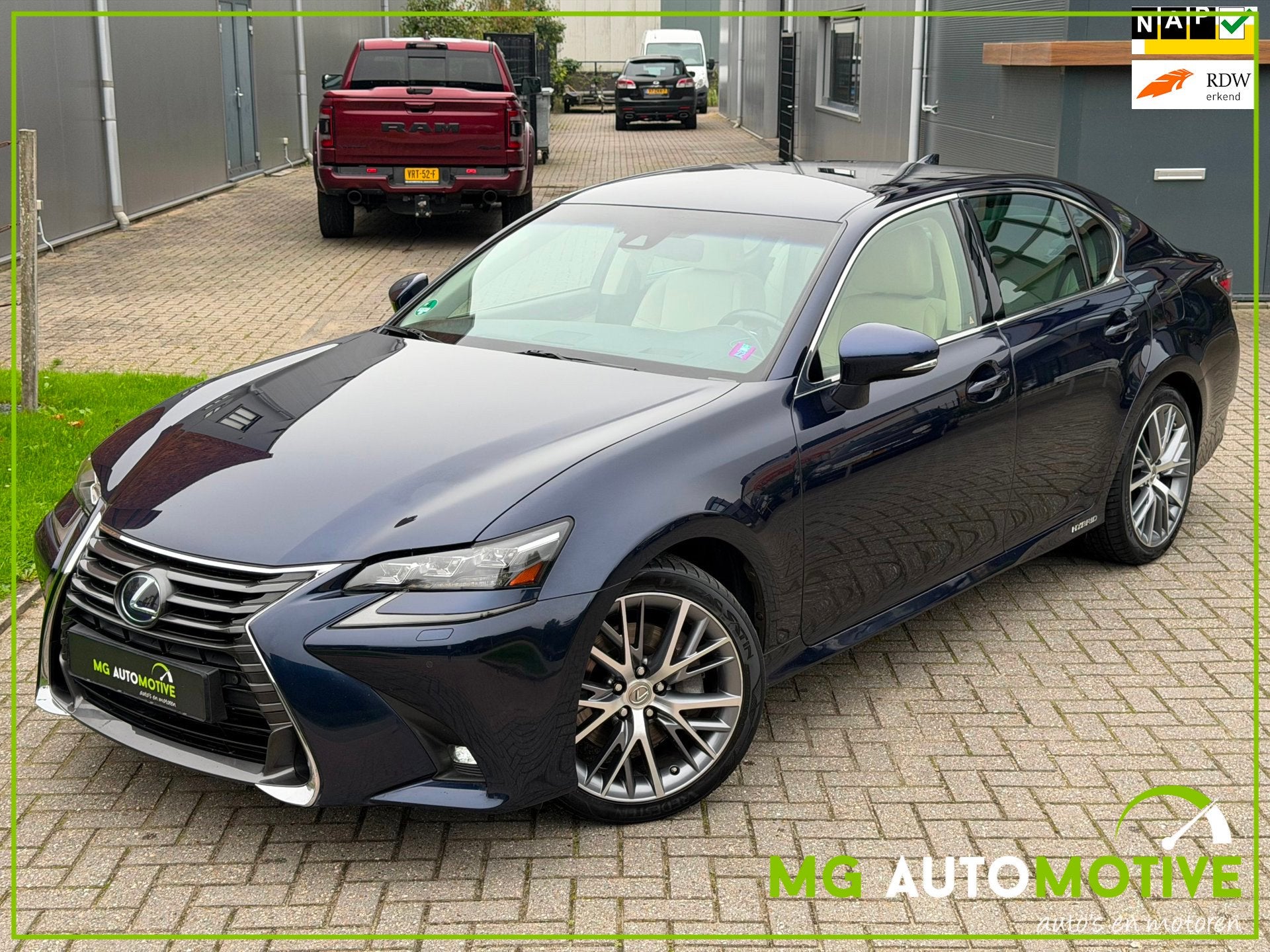 Lexus GS 300h President Line | HUD | Leder | Stoelverwarming, Auto's, Automaat, Achterwielaandrijving, 181 pk, Blauw