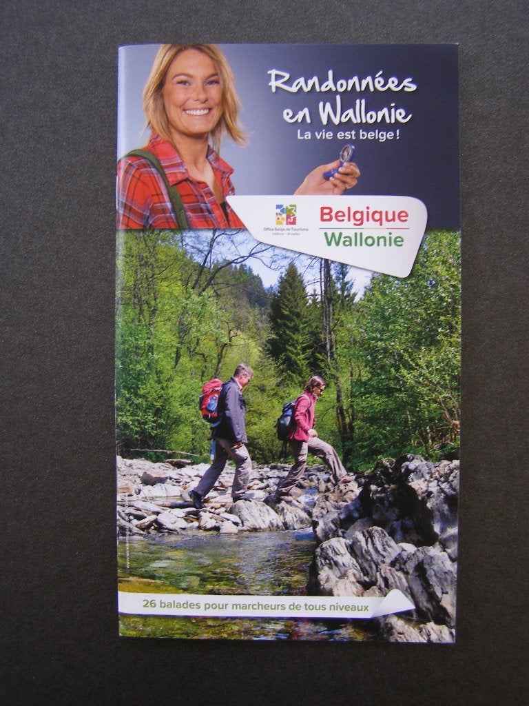 26 Wandelingen in WALLONIE (Belgie), Boeken, Reisgidsen, Overige merken, Fiets- of Wandelgids, Ophalen of Verzenden, Zo goed als nieuw