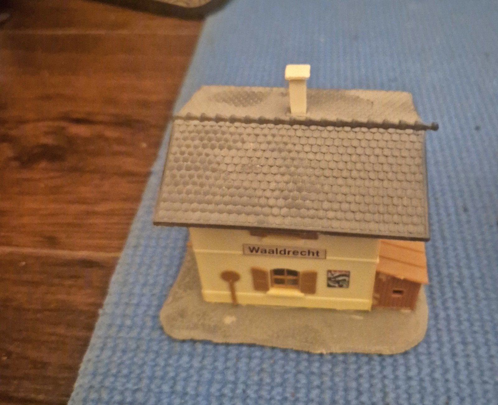 Diverse modelbouw huisjes en gebouwen, Hobby en Vrije tijd, Overige merken, Gebruikt, Gelijkstroom of Wisselstroom, Brug, Tunnel of Gebouw