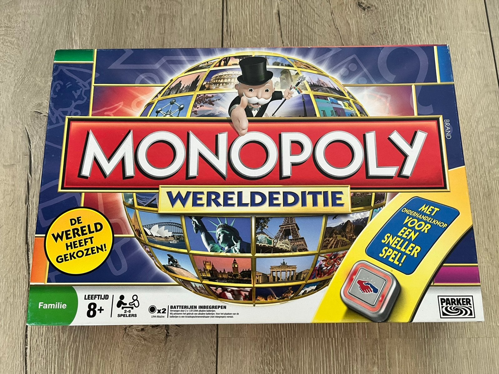 Monopoly wereldeditie, Vijf spelers of meer, Ophalen of Verzenden, Zo goed als nieuw