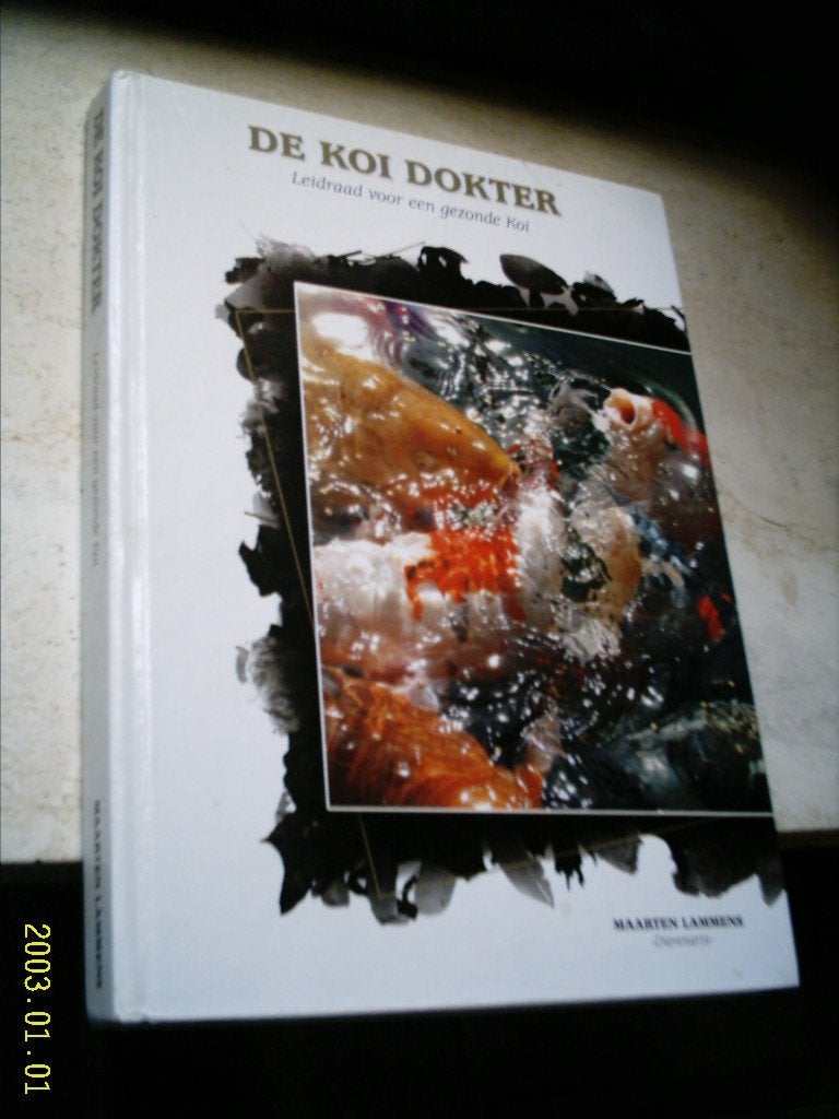 De Koi dokter (Maarten Lammens)., Ophalen of Verzenden, Zo goed als nieuw, Vissen