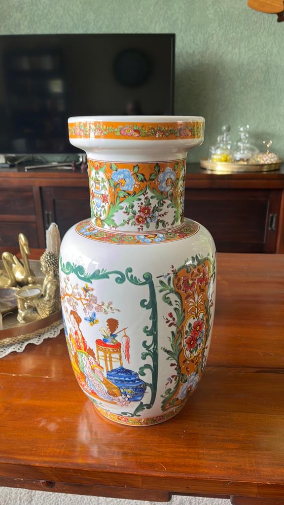 Twee Chinese vazen, Ophalen