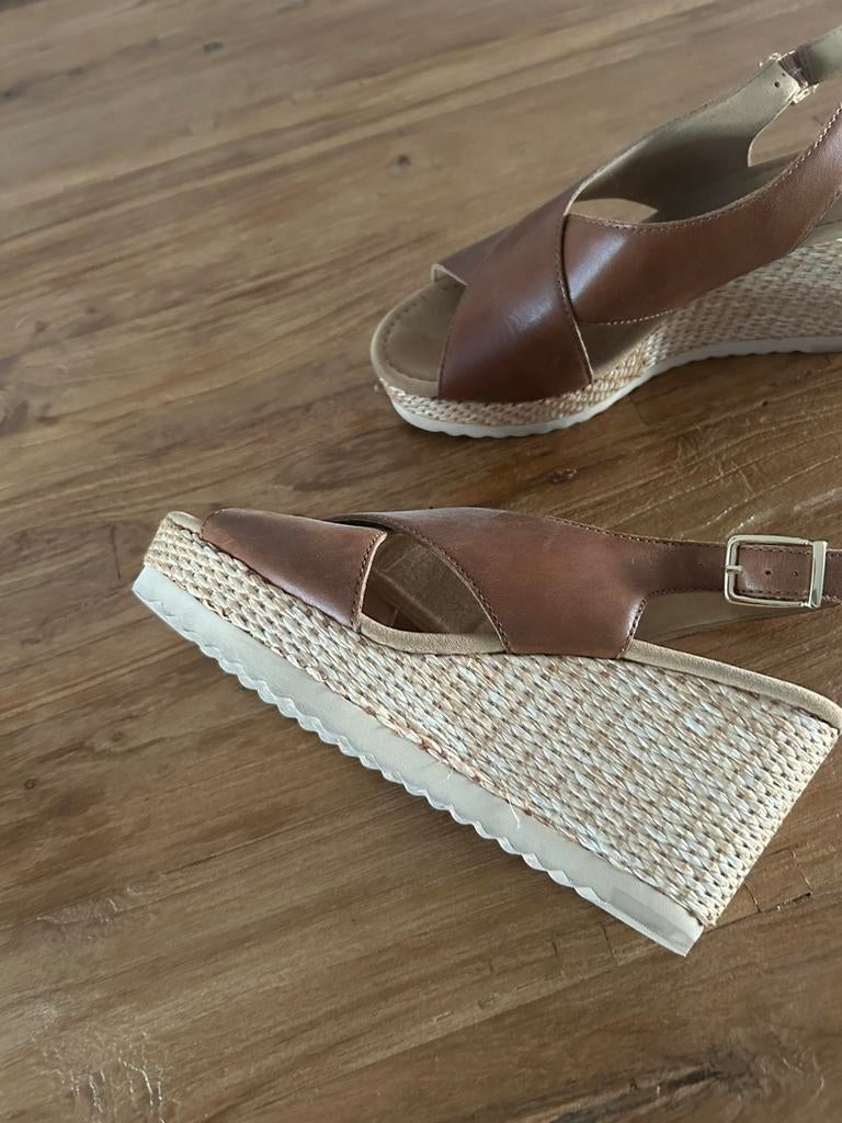 Gabor met sleehak. Bruin leer, nieuw,, Bruin, Nieuw, Sandalen of Muiltjes, Ophalen of Verzenden
