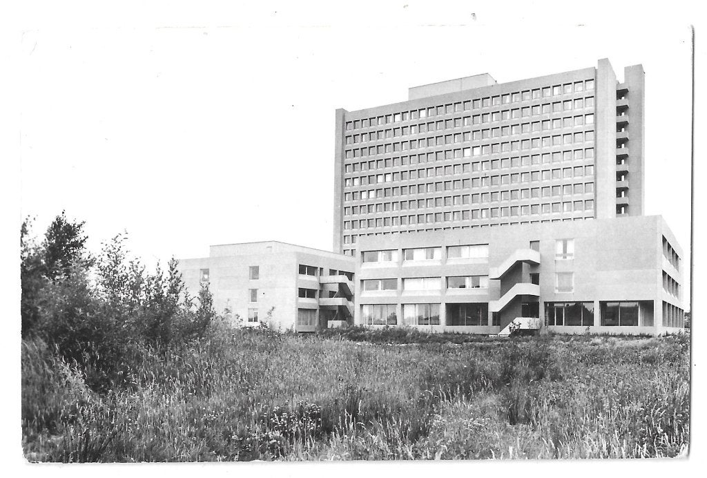 AK Eindhoven - Catharina Ziekenhuis "Westzijde", Verzenden, 1960 tot 1980, Ongelopen, Noord-Brabant