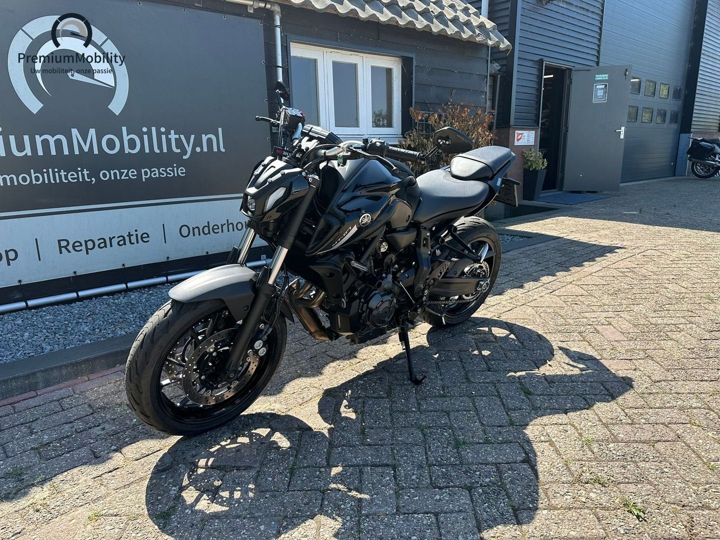 YAMAHA MT07 PURE 35KW/A2 (BJ 2024 / 4658 KM), 2 cilinders, Bedrijf, Onbekend, YAMAHA