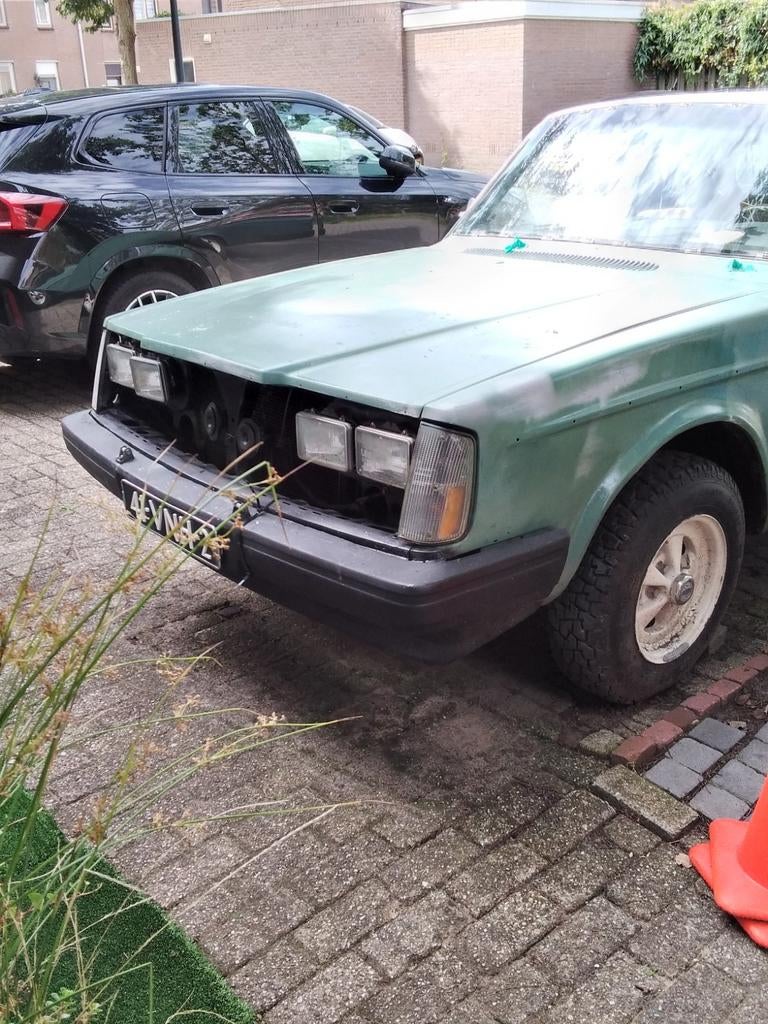 Volvo met wat werk belastingvrij 1973, Ophalen of Verzenden
