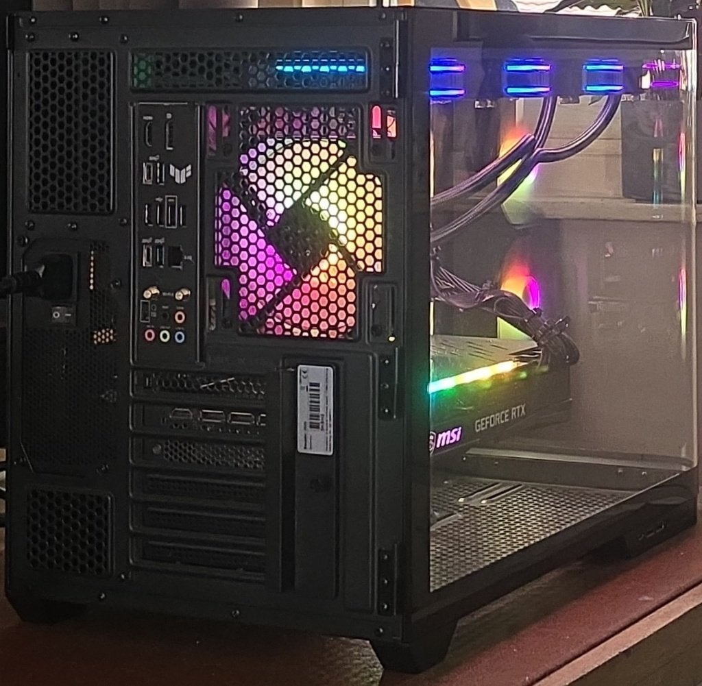 Foto 19 van MULTIMEDIA & GAMEPC R7 7700/1TBM.2/32GBDDR5/RTX3080 10G