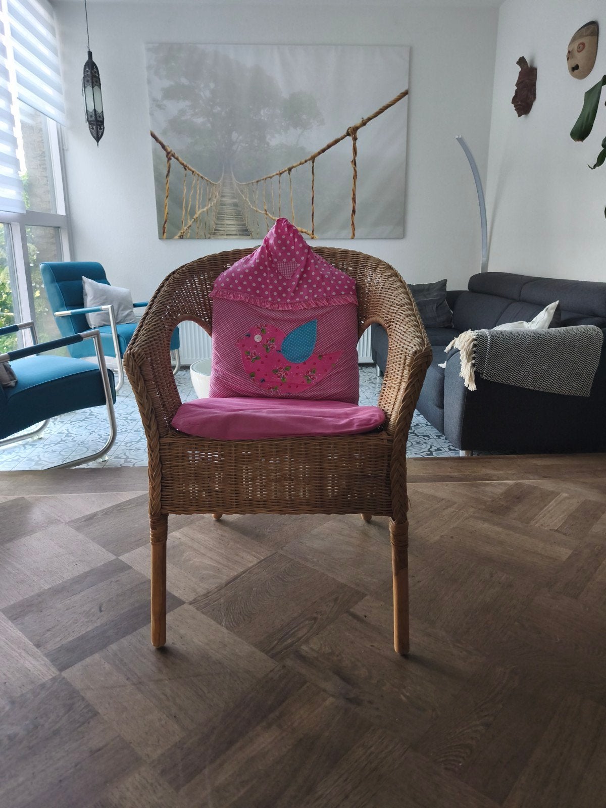Rotan stoel met kussen, Huis en Inrichting, Stoelen, Ophalen, Bruin, Riet of Rotan, Eén