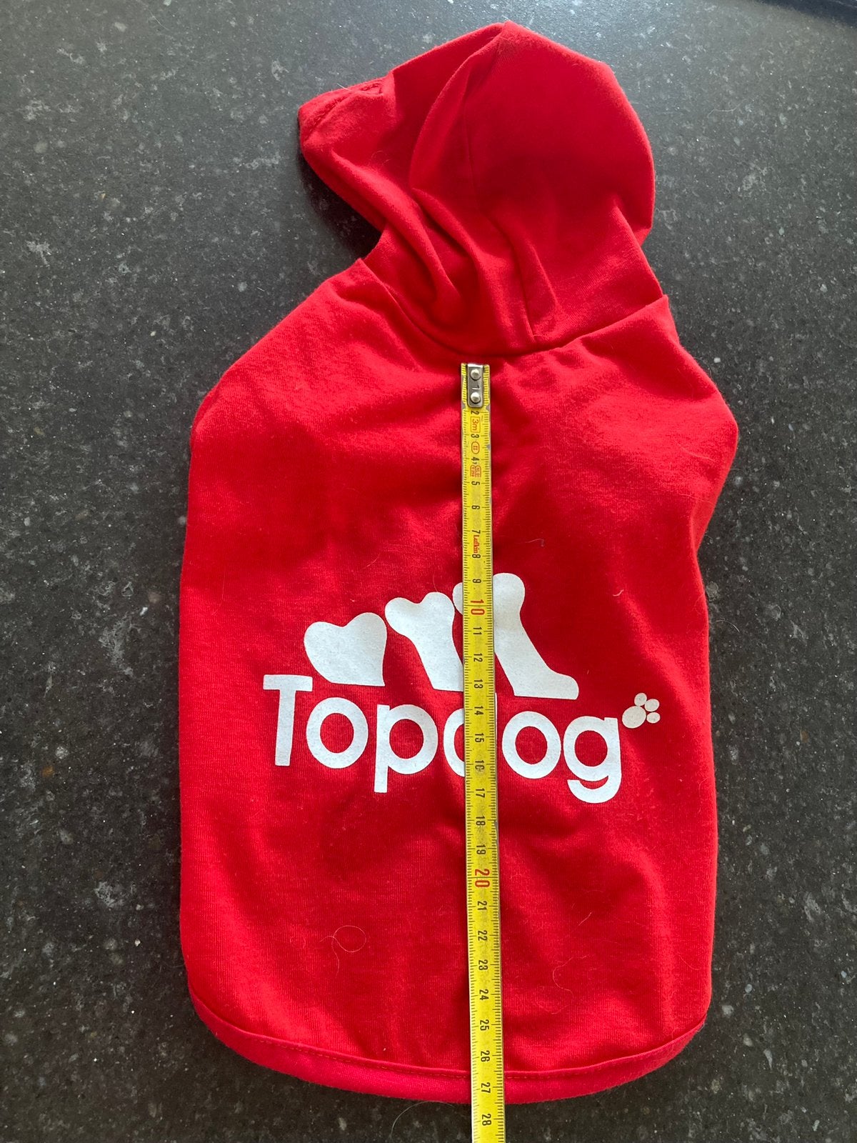 Honden hoodie kleur rood lengte 28 cm, Dieren en Toebehoren, Ophalen of Verzenden, Nieuw, Hondenshirt, Met capuchon