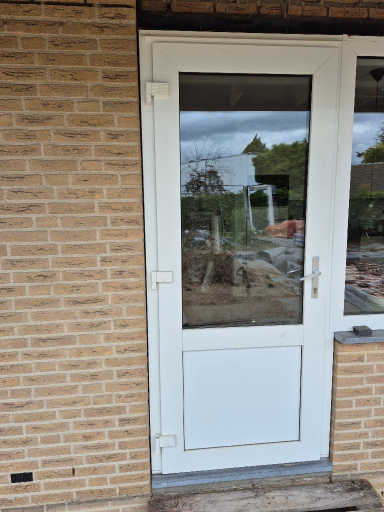 2 NAAR BUITENDRAAIENDE  BUITENDEUREN, Ophalen, Kunststof, Gebruikt, 80 tot 100 cm