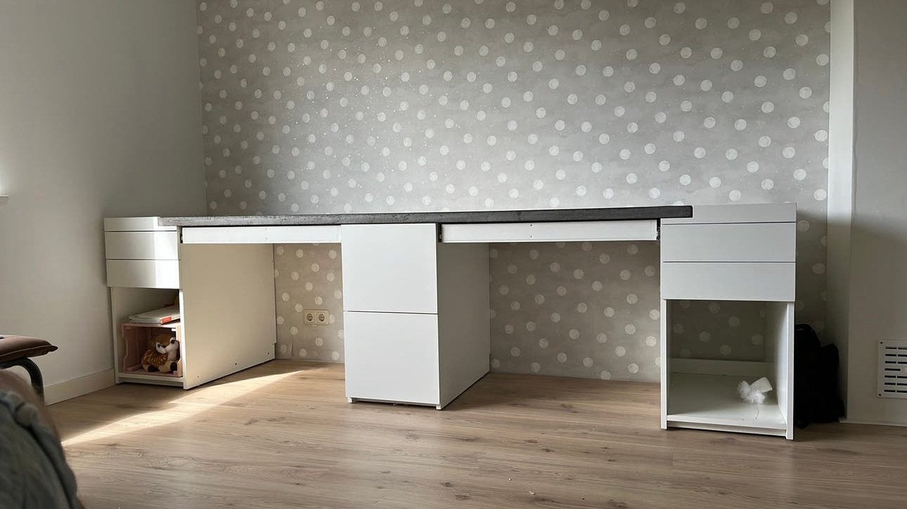 Twee persoons bureau