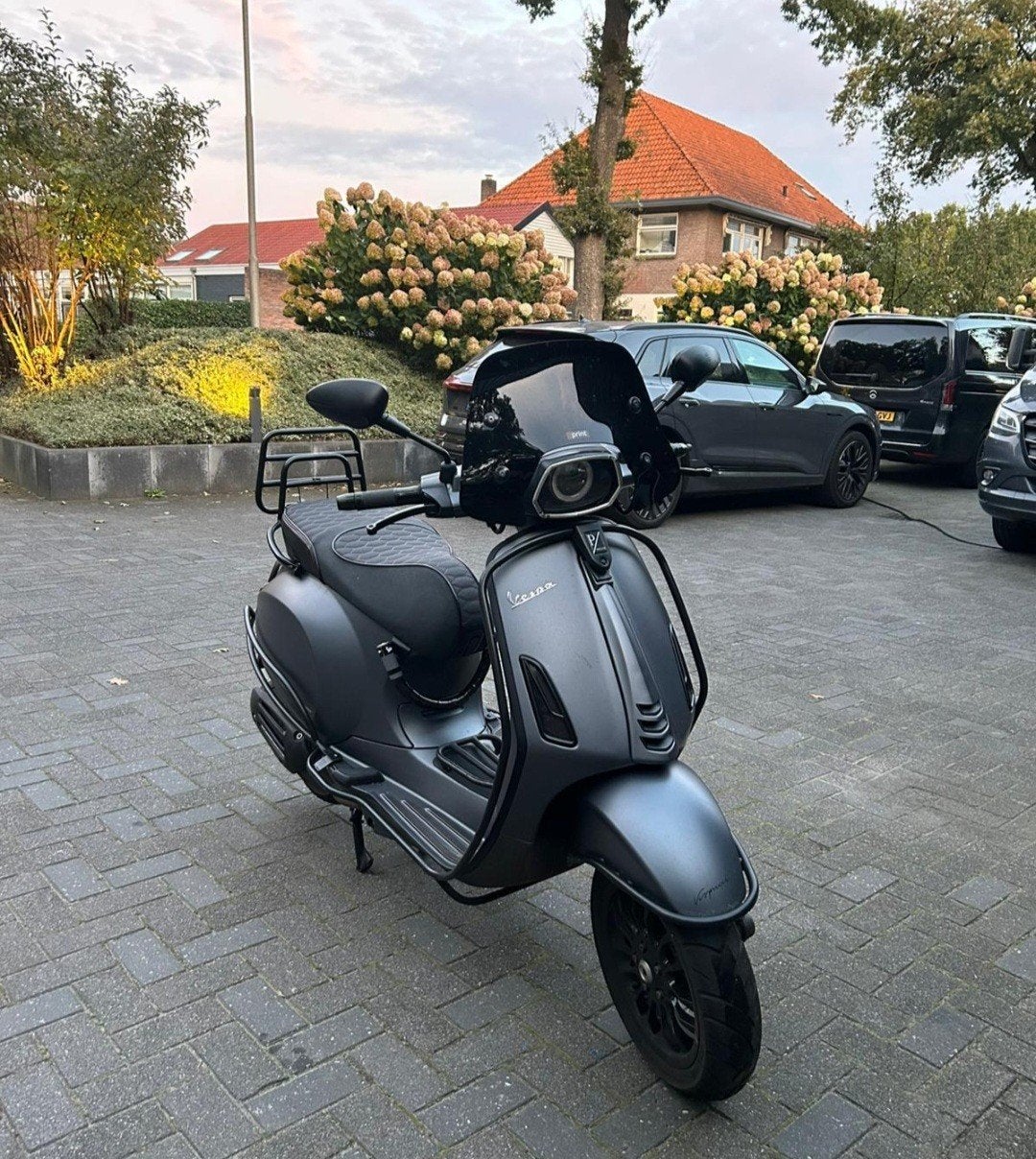 Vespa Sprint 2022 Mat Grijs -, Ophalen, Vespa S, Zo goed als nieuw, Benzine