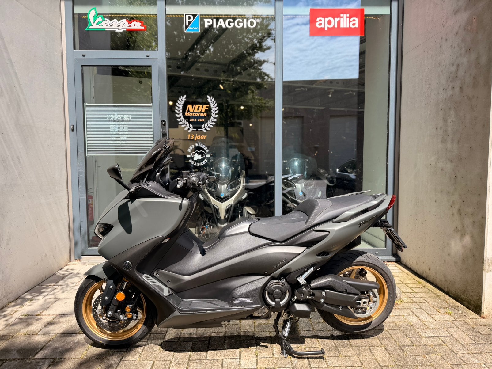Yamaha tmax 560 tech max  abs asr cruise controle!!, Particulier, Scooter