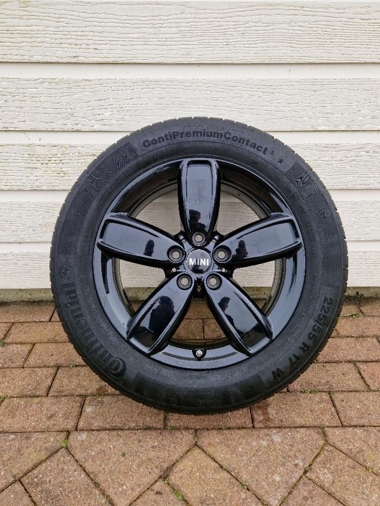 17” OEM mini Countryman F60 velgen met zomerbanden, Ophalen, Gebruikt, Banden en Velgen, 17 inch