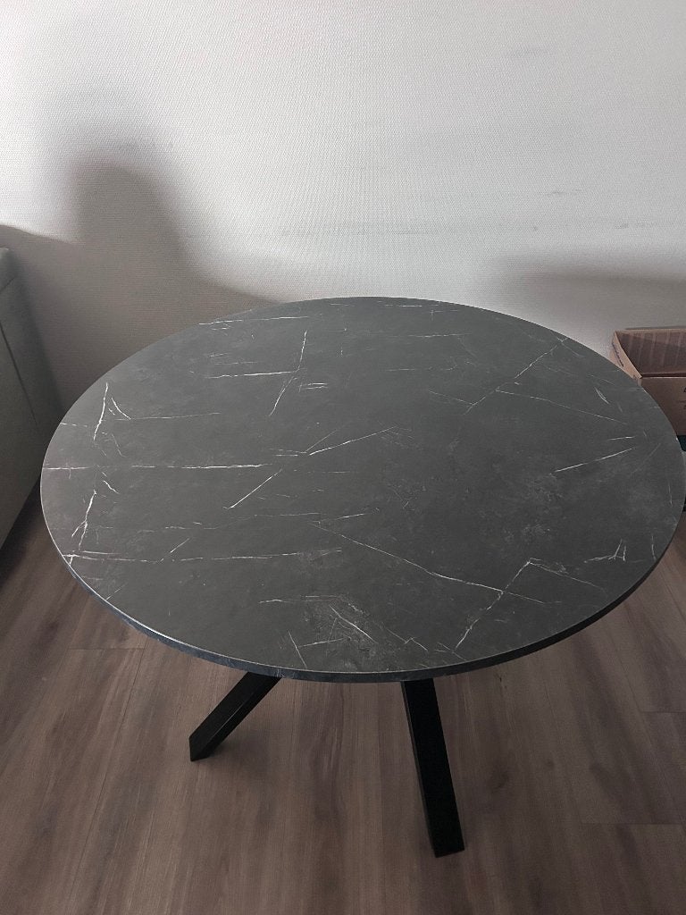 Ronde eettafel, Huis en Inrichting, Tafels | Eettafels, Ophalen, Rond, Zo goed als nieuw, Vier personen