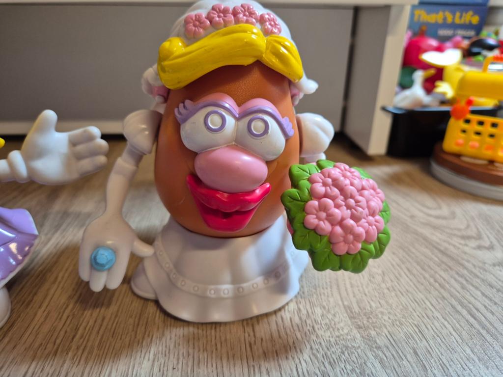 Mrs Potato head prinses en bruid kleinere versie toy story, Verzamelen, Ophalen of Verzenden, Zo goed als nieuw, Beeldje of Figuurtje