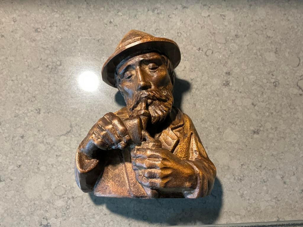 Beeldje Duits houtsnijwerk vintage Oberammergau man met pijp, Minder dan 20 cm, Buste, Ophalen of Verzenden, Handgemaakt