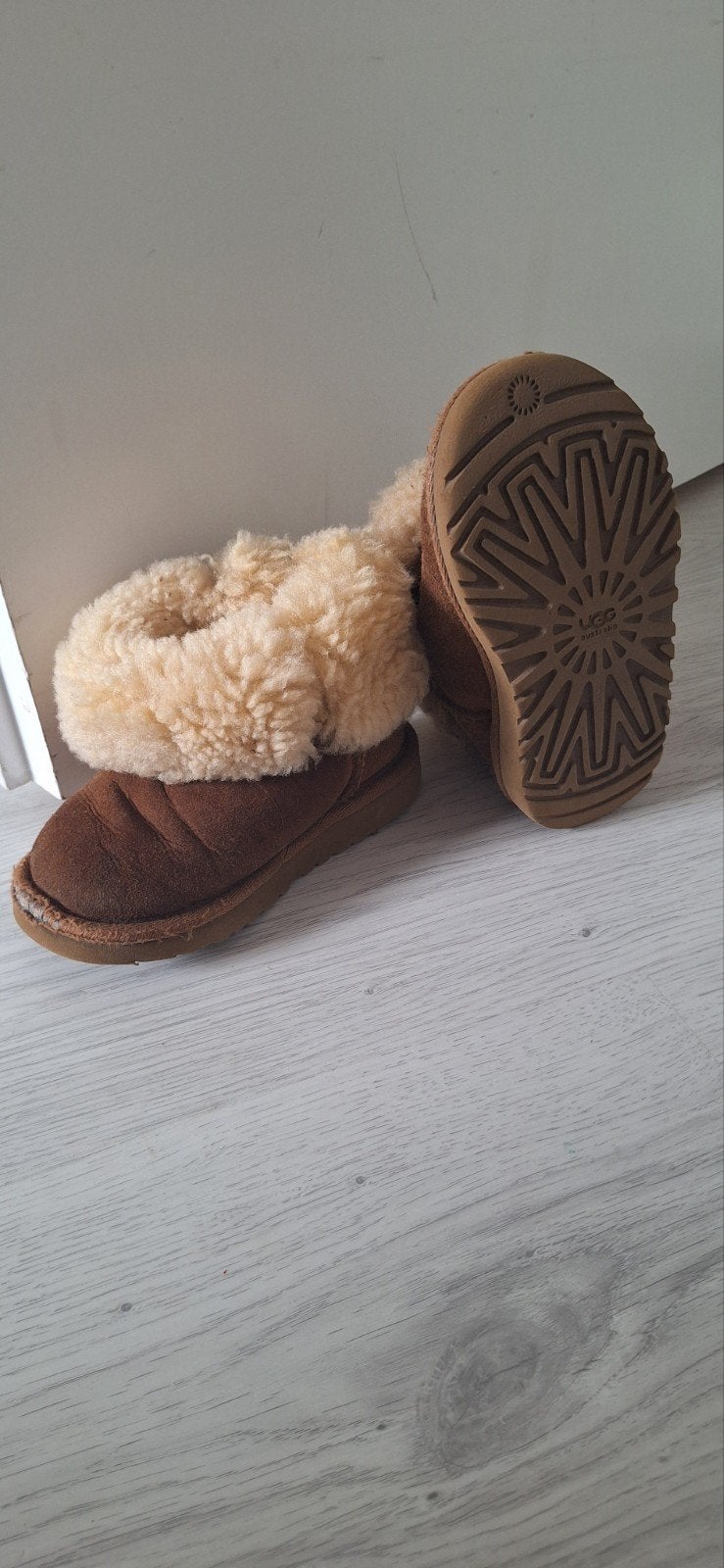 ugg laarsjes maat 25, UGG, Meisje, Laarsjes, Ophalen of Verzenden