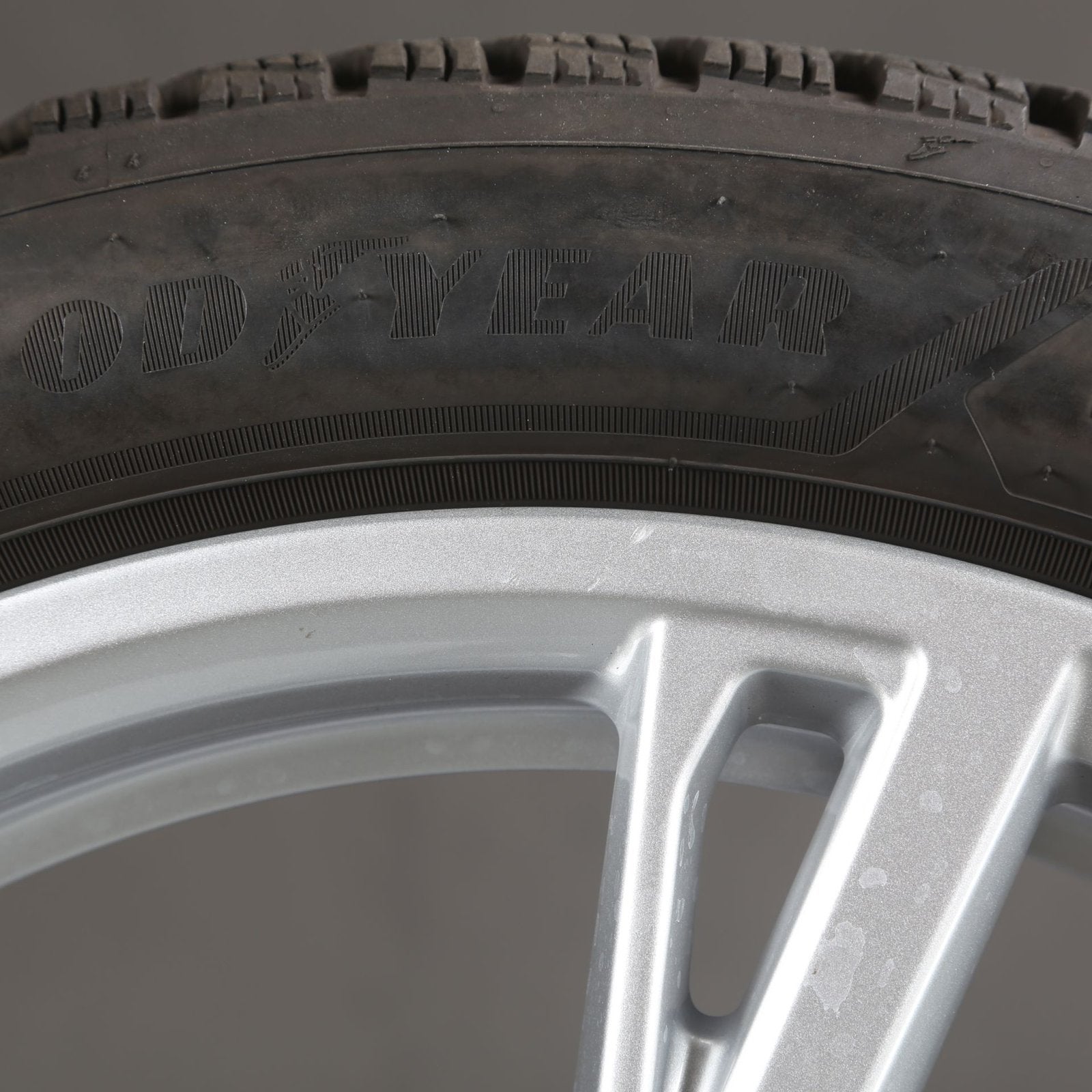 19”  Origineel Audi A5 S5 B10 winterset  (8B3601025AS), 19 inch, 245 mm, Banden en Velgen, Nieuw