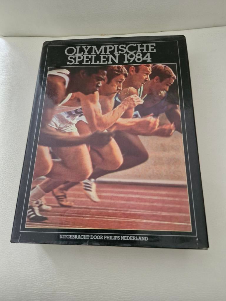 Olympische Spelen 1984 boek, Ophalen of Verzenden