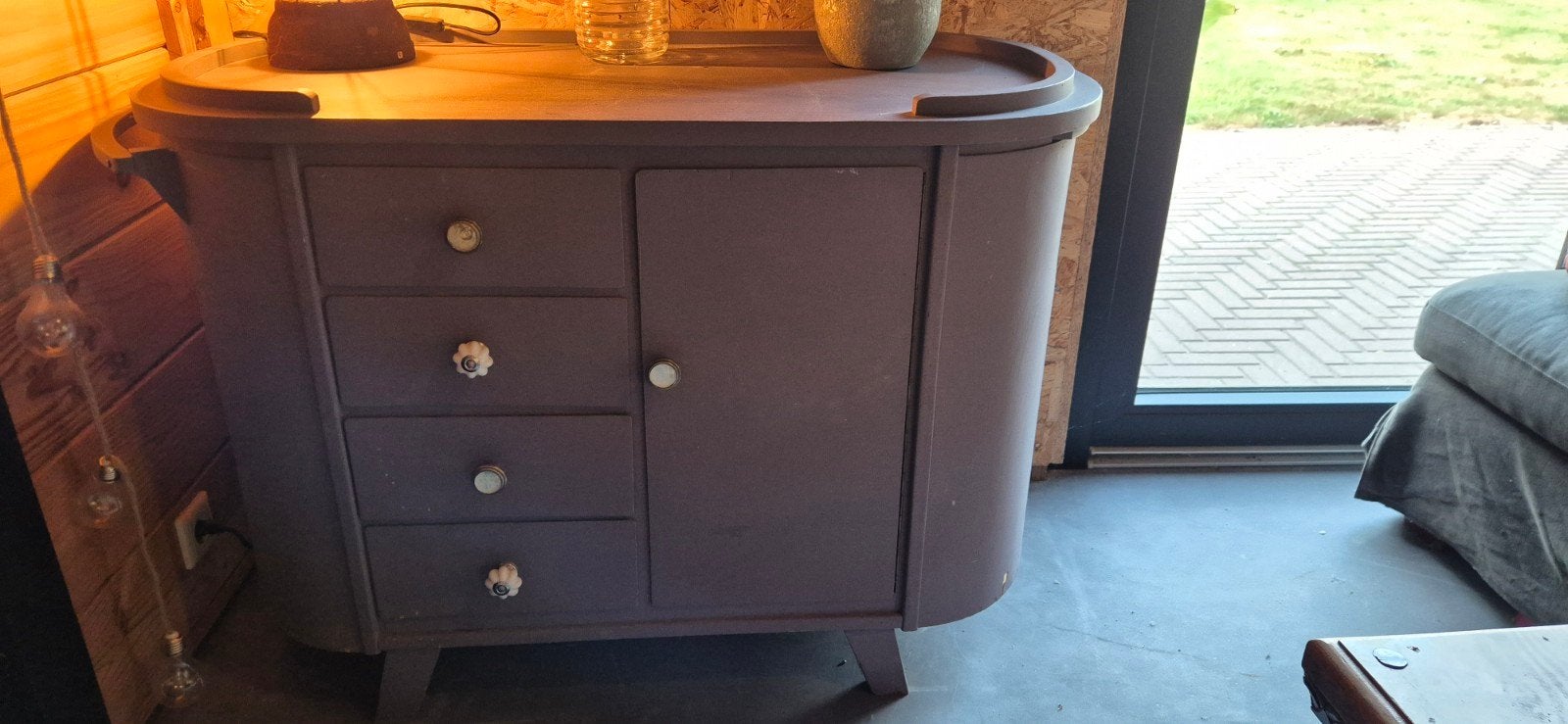 Vintage dressoir met lades en deurtje, Ophalen