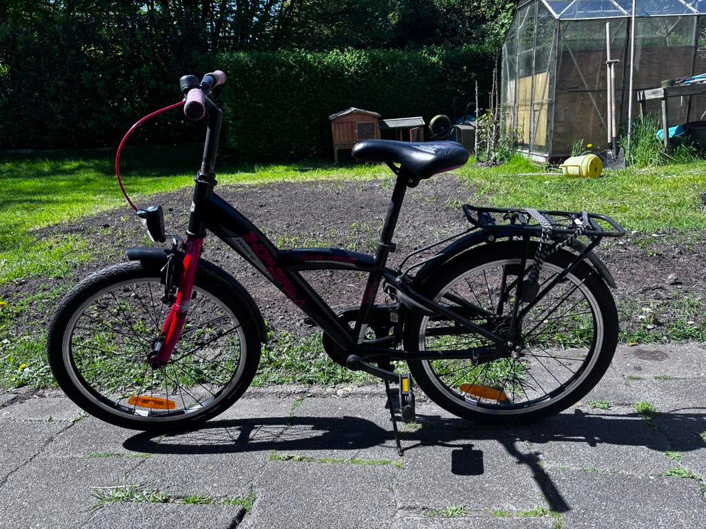 Sparta, gratis, kinderfiets, omafiets, 22inch, wit, Ophalen, 22 inch, Gebruikt, Velgrem