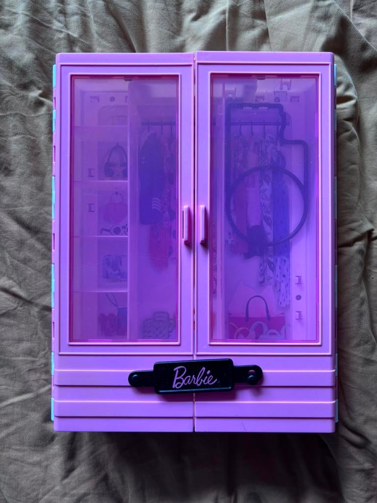 Barbie kledingkast 26x32cm, Kinderen en Baby's, Speelgoed | Poppen, Ophalen of Verzenden, Gebruikt, Barbie