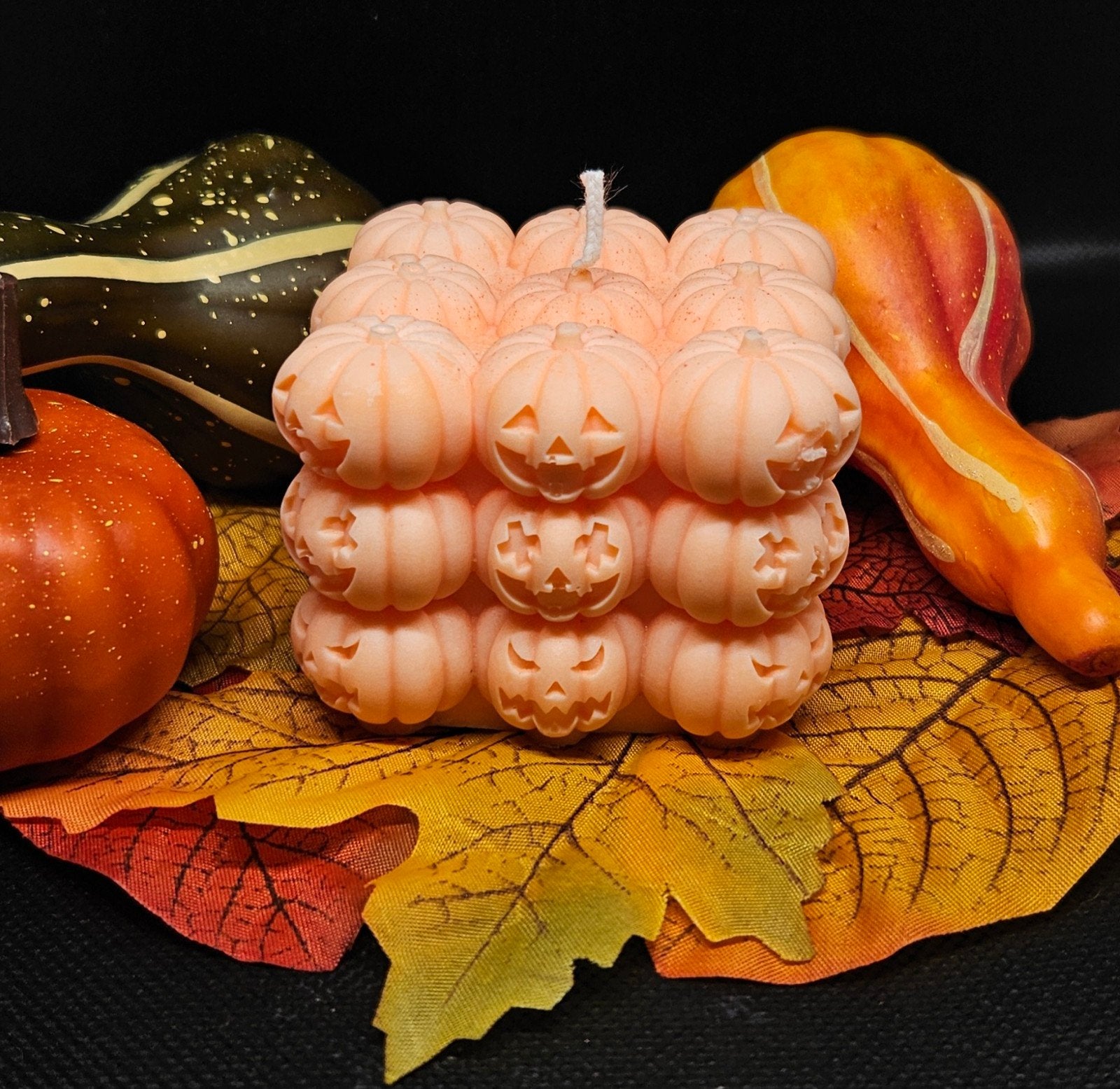 Pompoen Blok Kaars van Sojawas - Halloween Decoratie, Overige materialen, 7 cm, Nieuw, Oranje