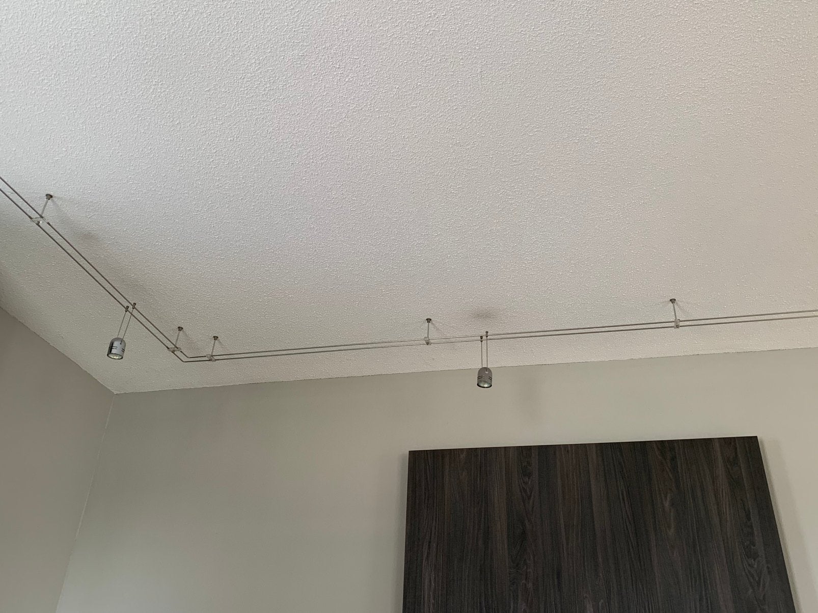 Verlichting rails met spots tegen plafond, Ophalen, Gebruikt, Metaal