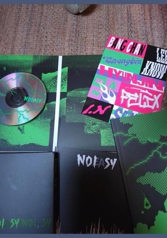 Stray Kids NOEASY Album - K-Pop CD met Fotoboek, Ophalen of Verzenden, 2020 tot heden, Zo goed als nieuw