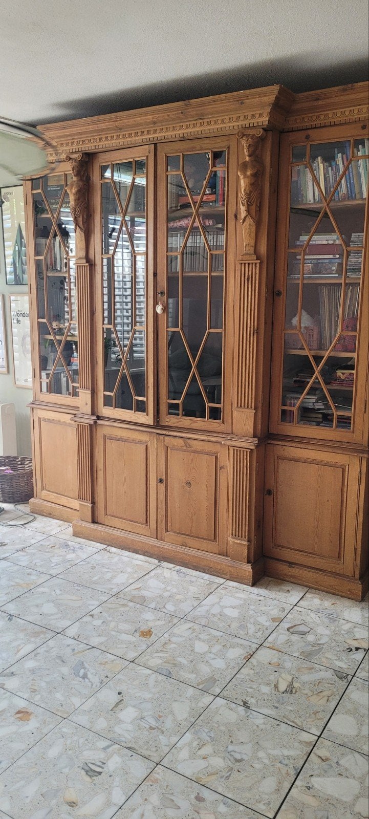 Antiek grenen boekenkast., Huis en Inrichting, Kasten | Boekenkasten, Ophalen, Gebruikt, 25 tot 50 cm, 200 cm of meer