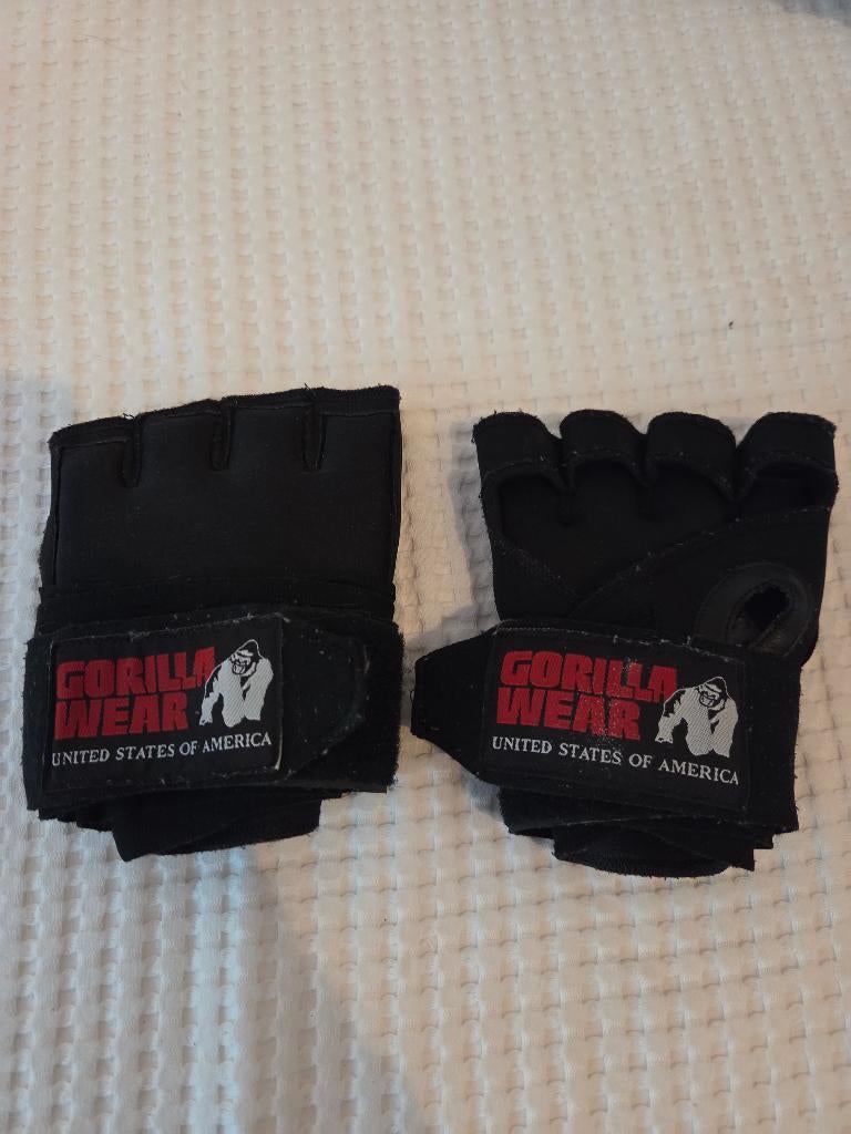 MMA handschoen Gorilla Wear, Gebruikt, Overige, Vechtsportmateriaal, Maat M