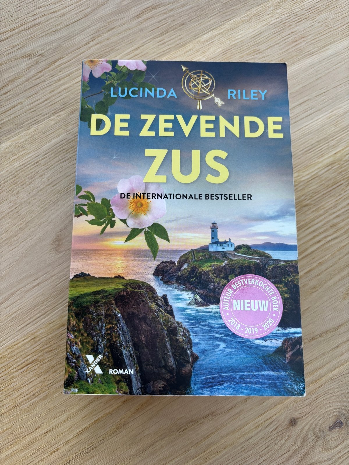 Lucinda Riley - De zevende zus (Zo goed als nieuw), Ophalen of Verzenden, Zo goed als nieuw