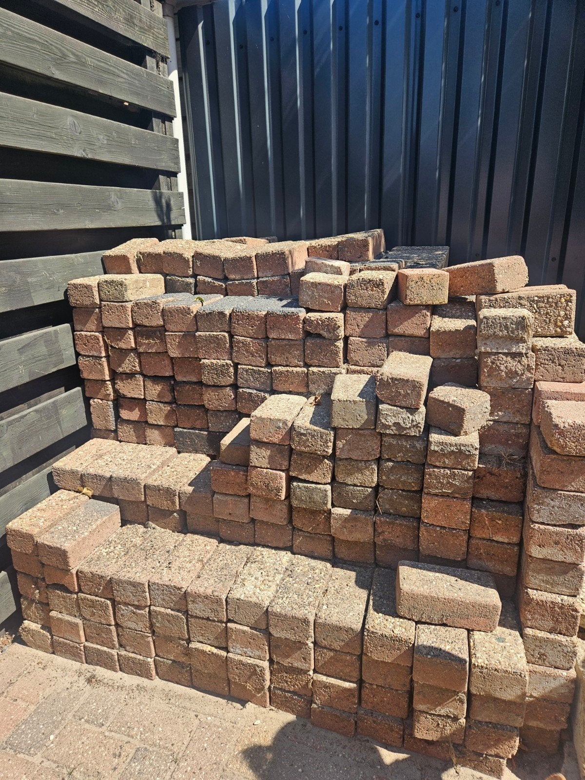 gratis stenen, Tuin en Terras, Ophalen, Gebruikt, Beton, Klinkers