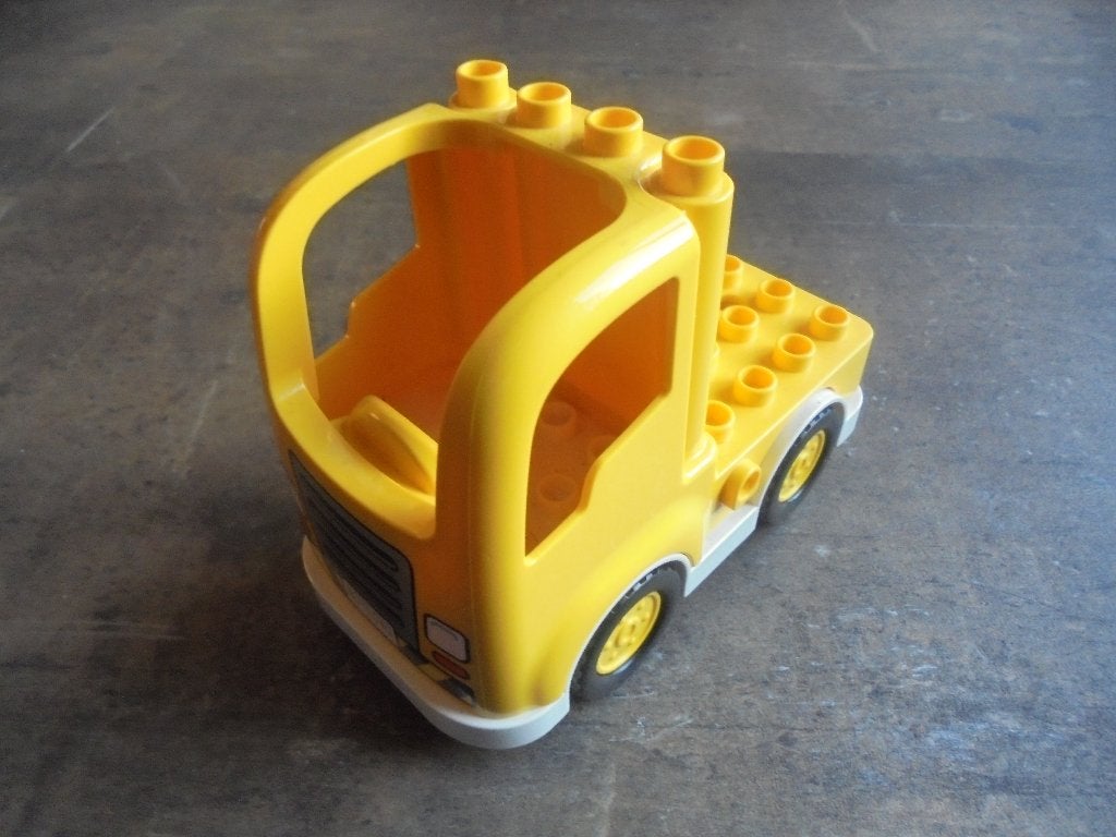 Lego Duplo Truck Flatbed with 4 Top Studs (zie foto's) 2, Ophalen of Verzenden, Gebruikt, Losse stenen, Duplo