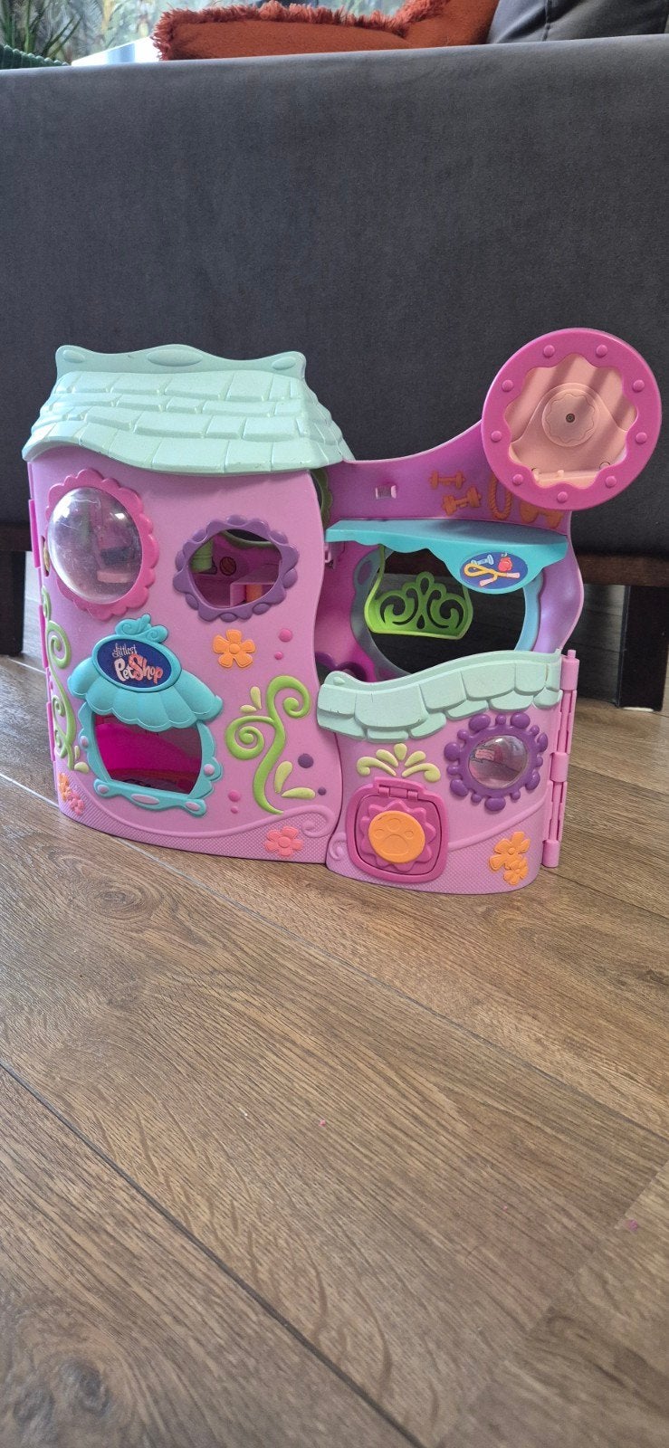 little pet shop huis winkeltjes en 27 poppetjes, Ophalen of Verzenden, Zo goed als nieuw, Meisje