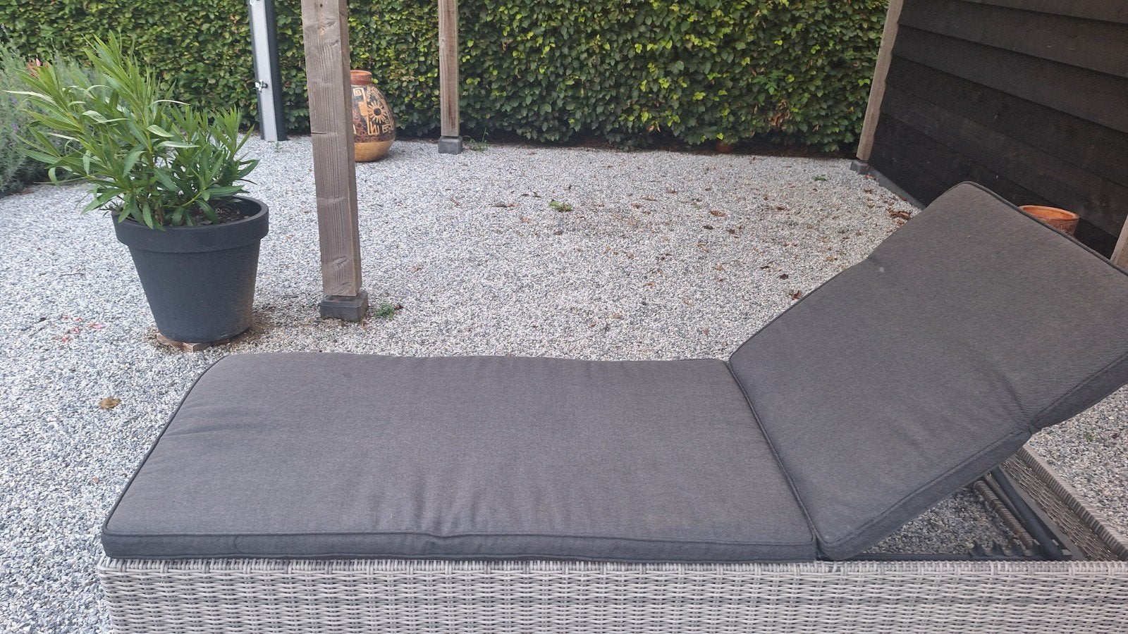 Verstelbare Wicker Ligstoel/ ligbed met Kussen - Zo goed als, Ophalen, Zo goed als nieuw, Wicker, Verstelbaar