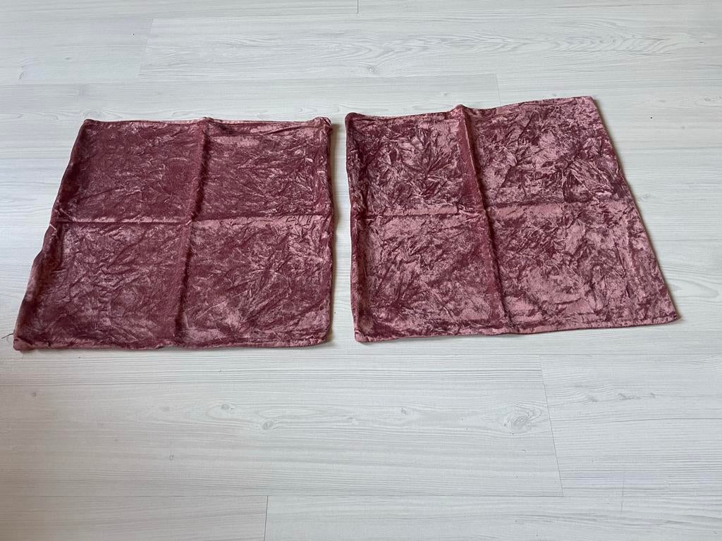 2 Oud Roze Velours Kussenhoesjes, Ophalen of Verzenden, Zo goed als nieuw, Roze, Vierkant