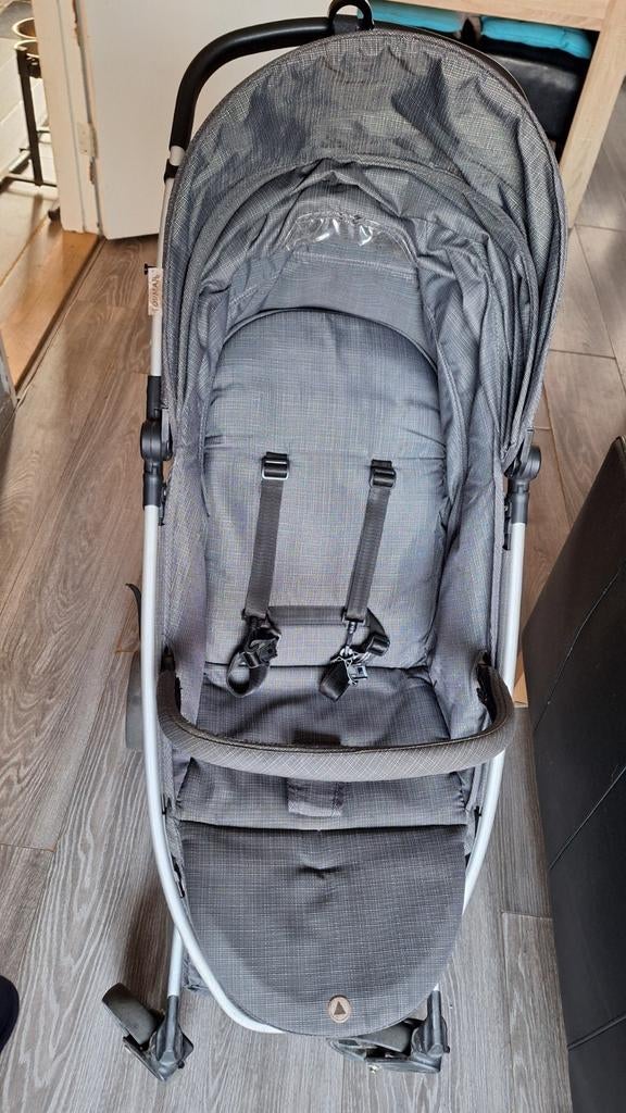 Te koop buggy van topmark, Kinderen en Baby's, Buggy's, Ophalen, Gebruikt, Overige merken, Zonnekap
