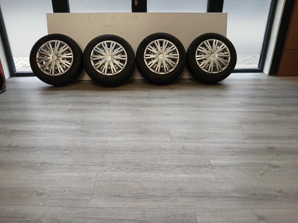 Winter Wielenset Mini Cooper 2001-2014 15INCH staal!!, Auto-onderdelen, Banden en Velgen, Ophalen, 16 inch, 175 mm, Band(en)