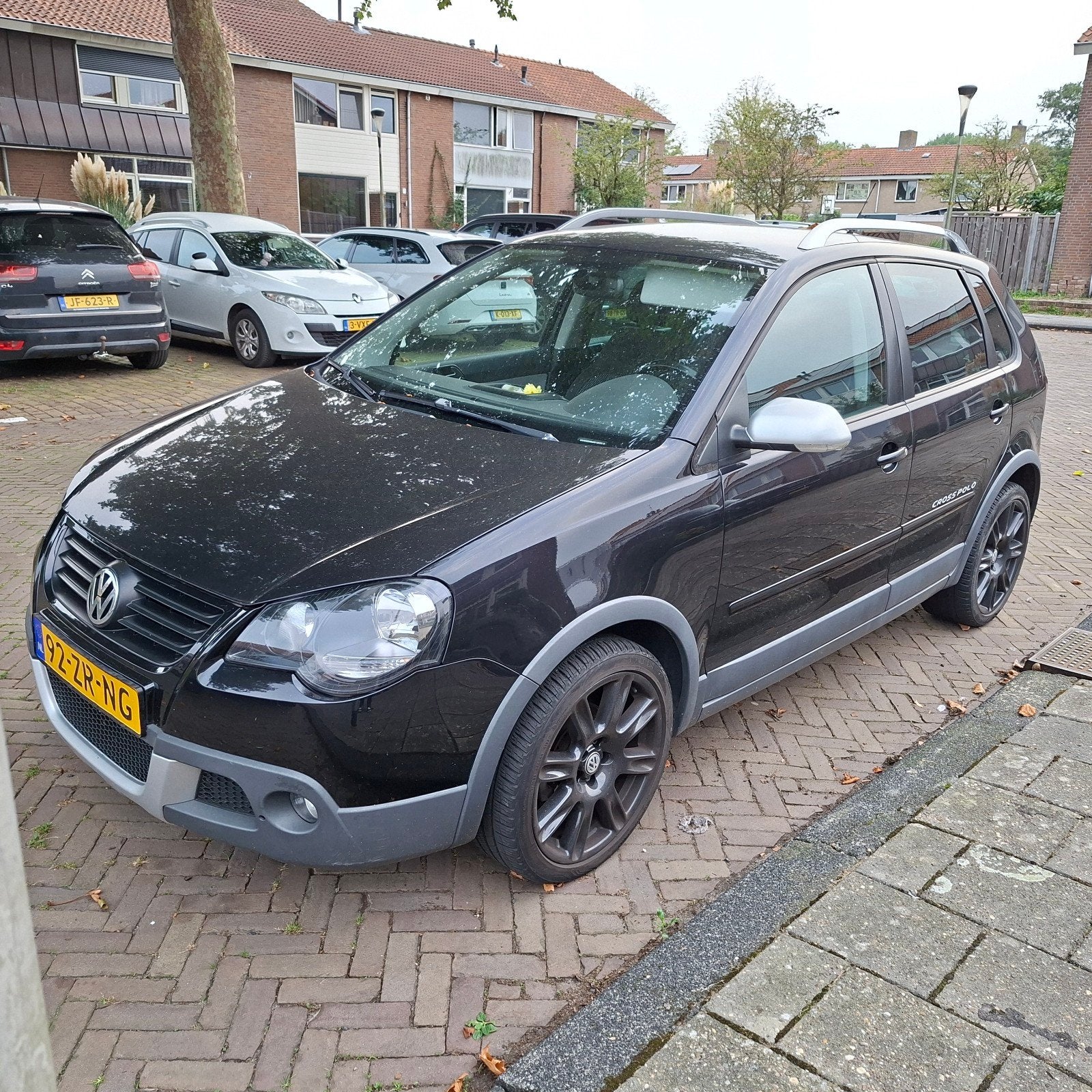 Volkswagen CrossPolo 1.4 16V | Android | Trekhaak | Climatro, Auto's, Voorwielaandrijving, Stof, Zwart, Bedrijf