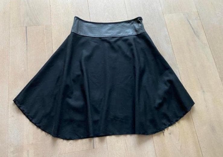 Kyuso rok wol nieuw M, Kleding | Dames, Maat 38/40 (M), Zwart, Nieuw, Ophalen of Verzenden